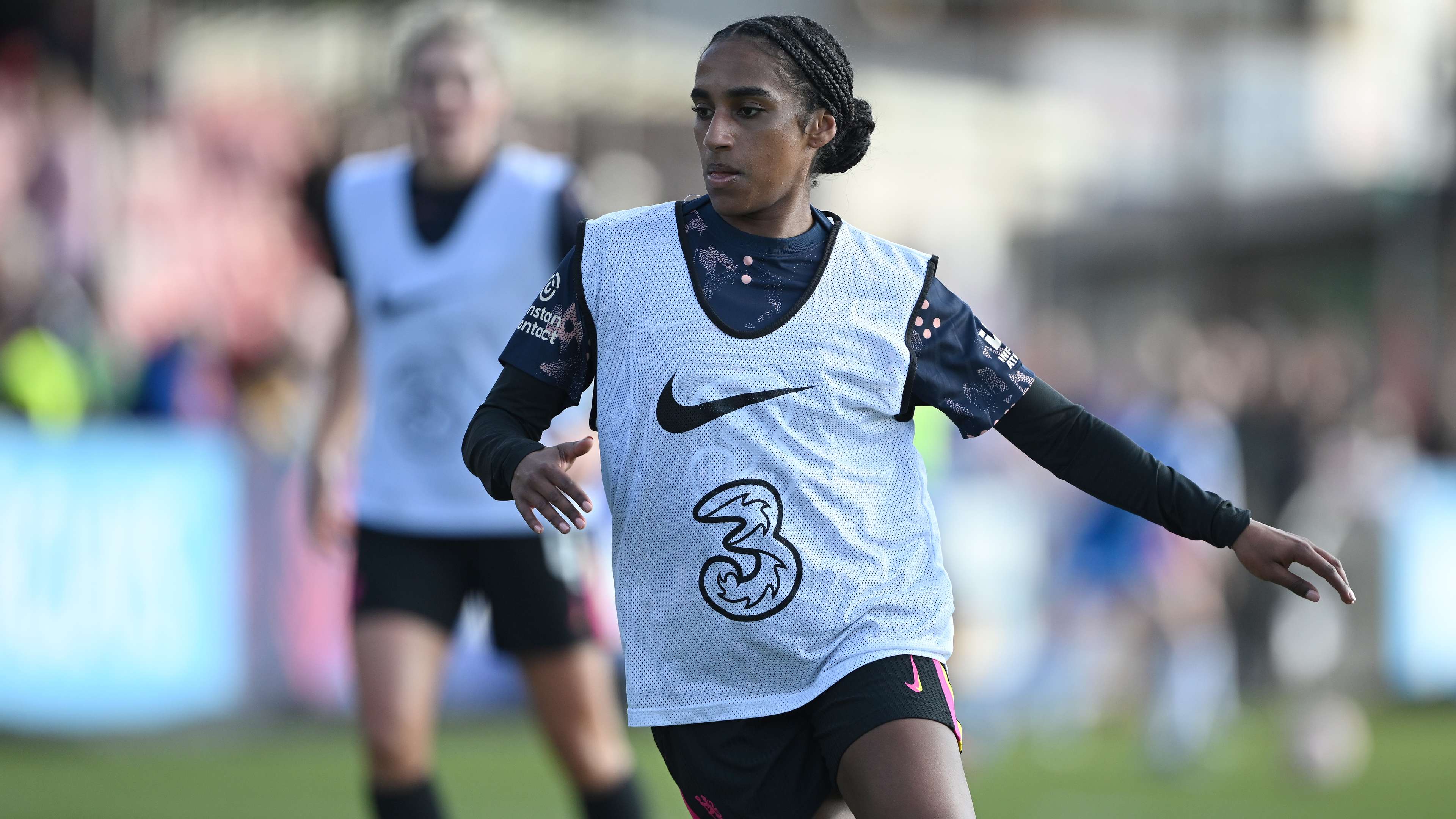 考虑加强青 考虑加强青